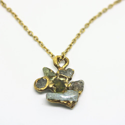 Raw Gem Flower Necklace 4枚目の画像