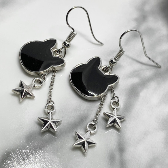 Starlight Cat　黒猫と星のフックピアス/イヤリング/ノンホールピアス/ノンアレルギー素材付替え可 3枚目の画像