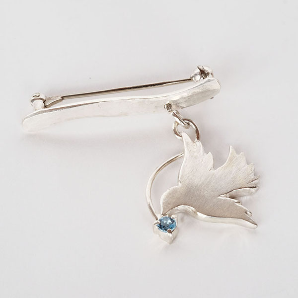 紅女　アクアマリン・シルバー鳩ブローチ