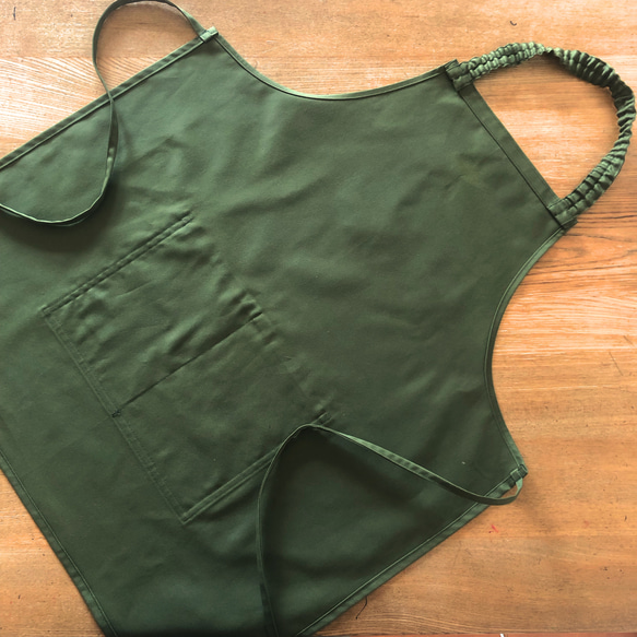 【キッズエプロン】 150 男の子 女の子 子ども エプロン 三角巾 セット   ★ オリーブグリーン 着脱簡単 3枚目の画像