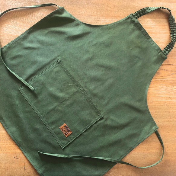 【キッズエプロン】 150 男の子 女の子 子ども エプロン 三角巾 セット   ★ オリーブグリーン 着脱簡単 2枚目の画像