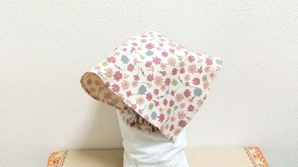 花（くすみピンク地）子供用三角巾　ゴム紐付 1枚目の画像