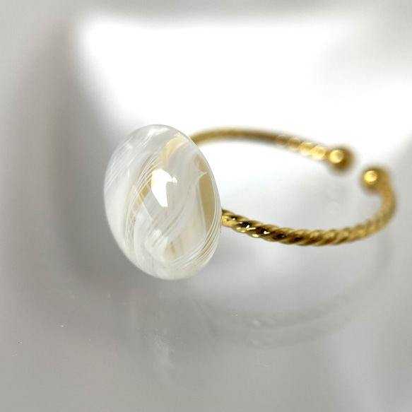 レースガラスの指輪 オパールホワイト（白） リング【春色新作2023】 6枚目の画像