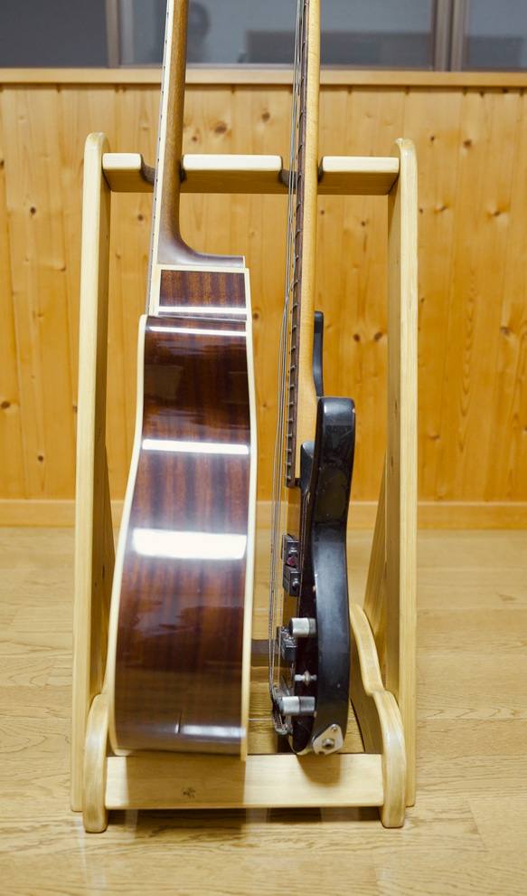 【オーダー品】手作り木工　木製ギタースタンド （オーク） ２本掛け 3枚目の画像