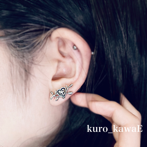 ゴシックハートのピアス / イヤリング変更可/18G,16G,14G変更可 