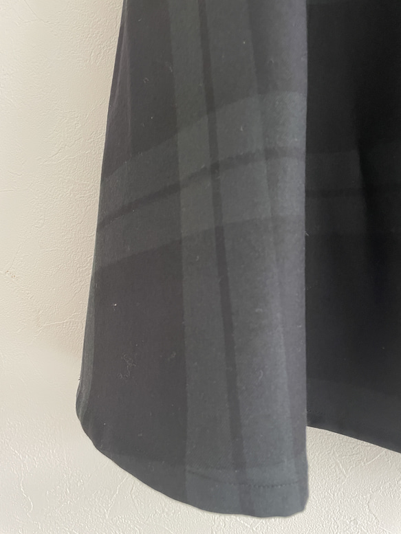 ブラックウォッチのフレアスカート(ブラック) 4枚目の画像