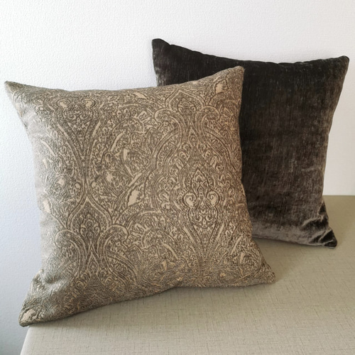 トルコ製 ラグジュアリー ダークブラウン 無地 クッションカバー 45×45  