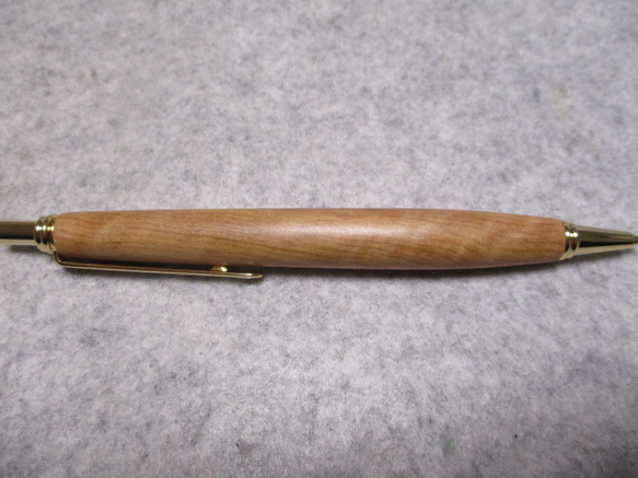 オリーブウッド　キヌカオイル仕上げ　シャープペンシル(0.5ミリ用)　　　 2枚目の画像