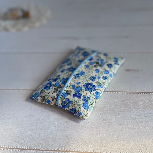 ✳︎ハンドメイド✳︎ポーチ付きティッシュケース花柄ブルー