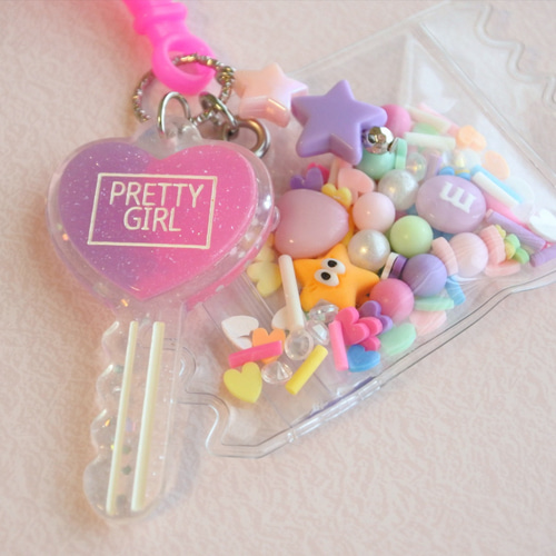 ハートの鍵付きシャカシャカなキャンディバッグのキーホルダー【001