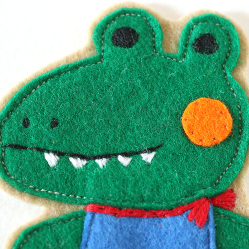 入園準備に＊ワニの大きいフェルトワッペン 名入れ＊おしゃれで可愛い