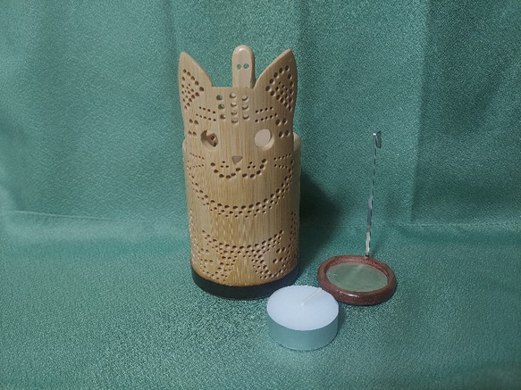 竹製キャンドルホルダー　ネコ-2　竹あかり　灯り　猫　しっぽ　お尻　キュート　肉球 4枚目の画像