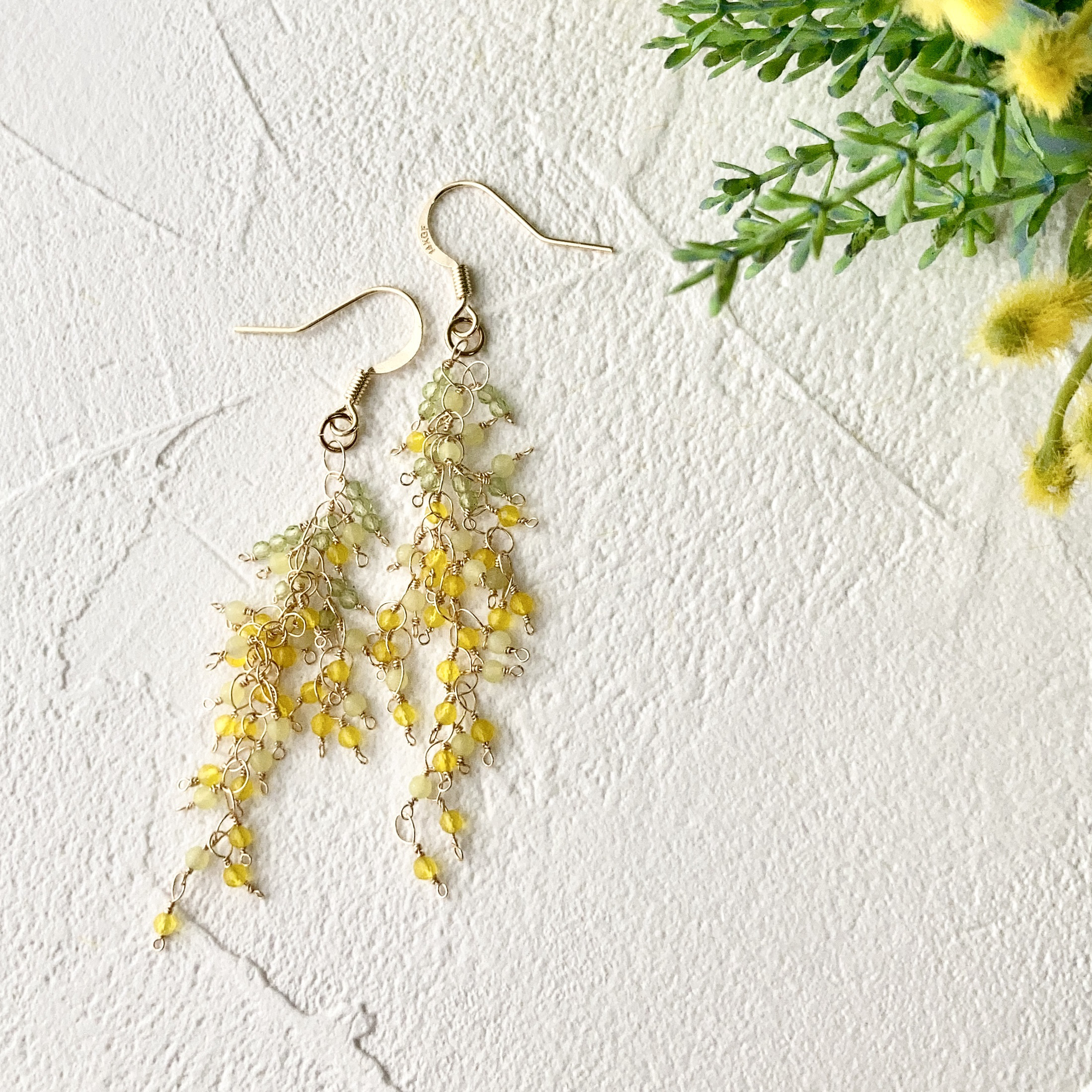 ●春の訪れ♪ミモザシャワー・ピアスorイヤリング《14kgf》