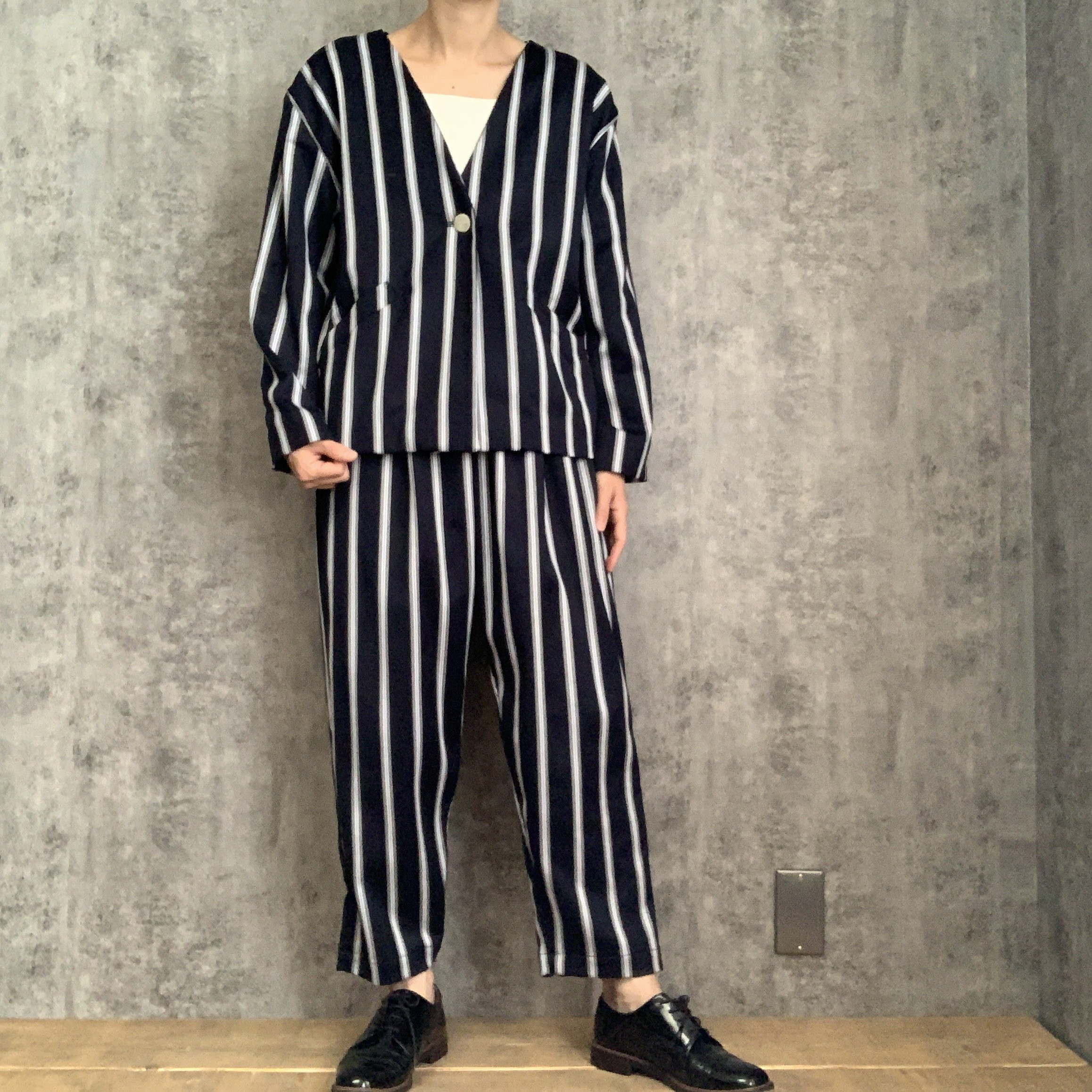 AKIHIKO IZUKURA シルク素材 ふくれ織り 3段ストライプジャケット Sale ストライプジャケット Striped jacket ジャケット kajiku