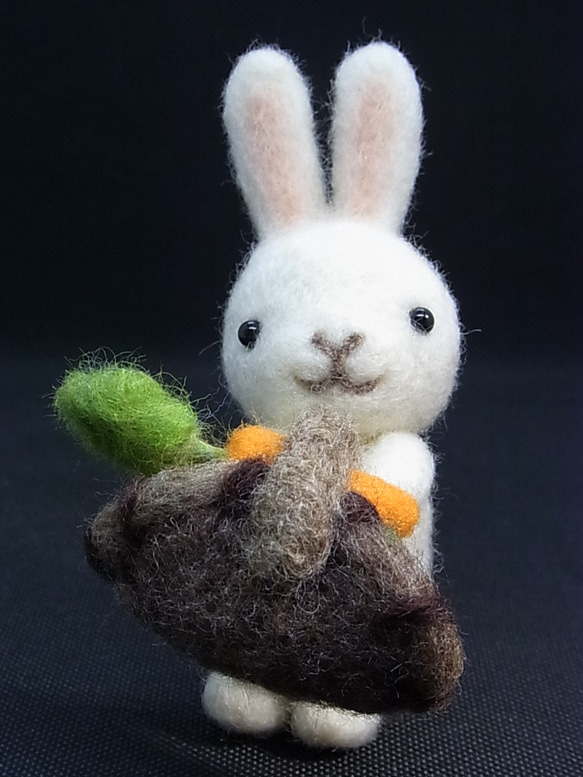 ハンドメイド うさぎちゃんの冬支度 アルパカ&ウール のぬいぐるみ