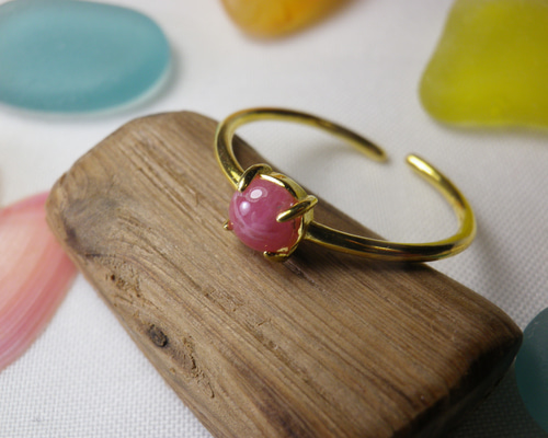 バラ輝石の指輪♪岩手県野田玉川鉱山産 4mm台座 マリンローズ