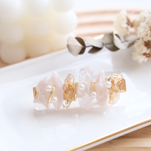 ヘアアクセサリー】ヘアクリップ アイボリーピンク キレイめ 鉱石風 