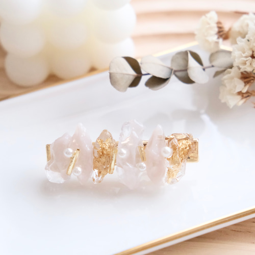 ヘアアクセサリー】ヘアクリップ アイボリーピンク キレイめ 鉱石風 