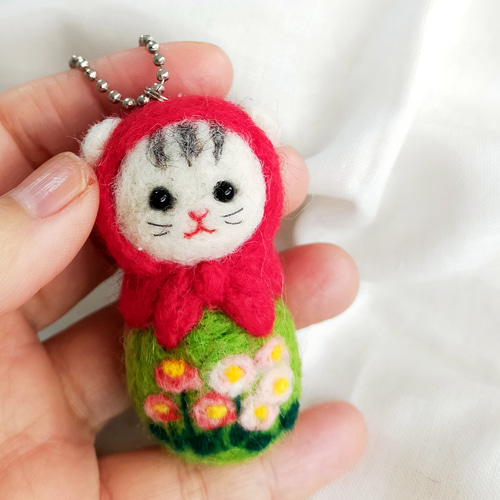 受注作成】羊毛フェルトの干支飾り 巳年(ヘビ・蛇) 白へび鏡餅