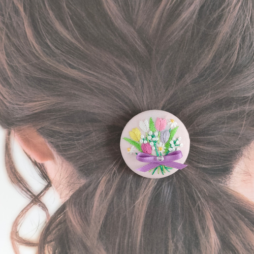 受注制作】パステルカラーのチューリップ花束刺繍ブローチor刺繍