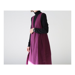 くるみボタンがアクセント！後ろ姿が綺麗なコットンリネンワンピース／ウエスト切り替え前後2wayタックワンピース／ボルドー 2枚目の画像