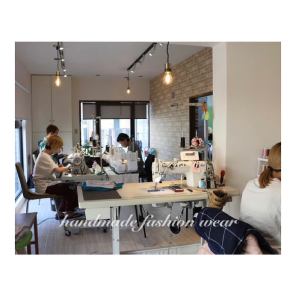 くるみボタンがアクセント！後ろ姿が綺麗なコットンリネンワンピース／ウエスト切り替え前後2wayタックワンピース／ボルドー 9枚目の画像