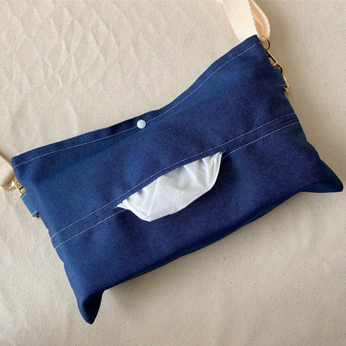 ショルダーティッシュケース サコッシュ 保育士 お散歩 調節できる