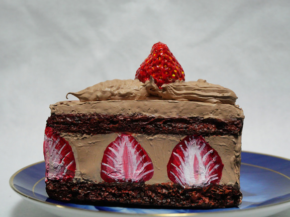 油絵オブジェ【苺のチョコレートショートケーキ】 3枚目の画像