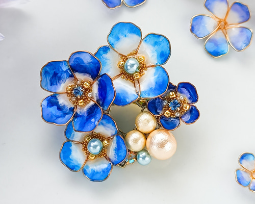 Royal Blue Nemophila 青空の花 ＊ ネモフィラ ＊ ブローチ コットン