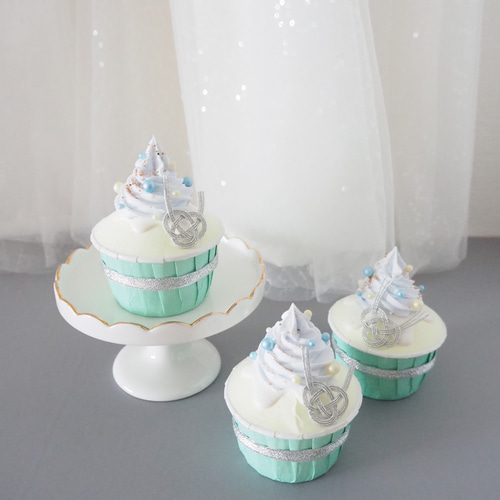 SALE】クレイカップケーキ Hina 雑貨・その他 Tenohila@粘土の
