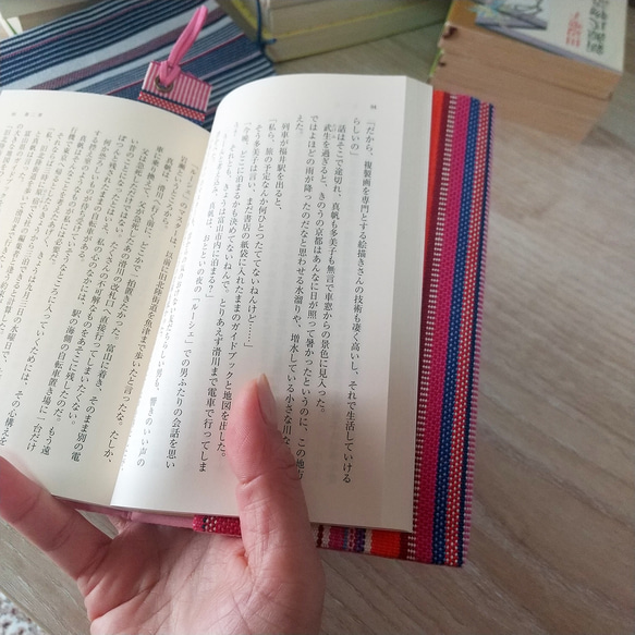 【倉敷帆布の文庫カバー】織り模様が美しい、読書の時間が豊かになるブックカバー（栞付き）imatake.work 6枚目の画像