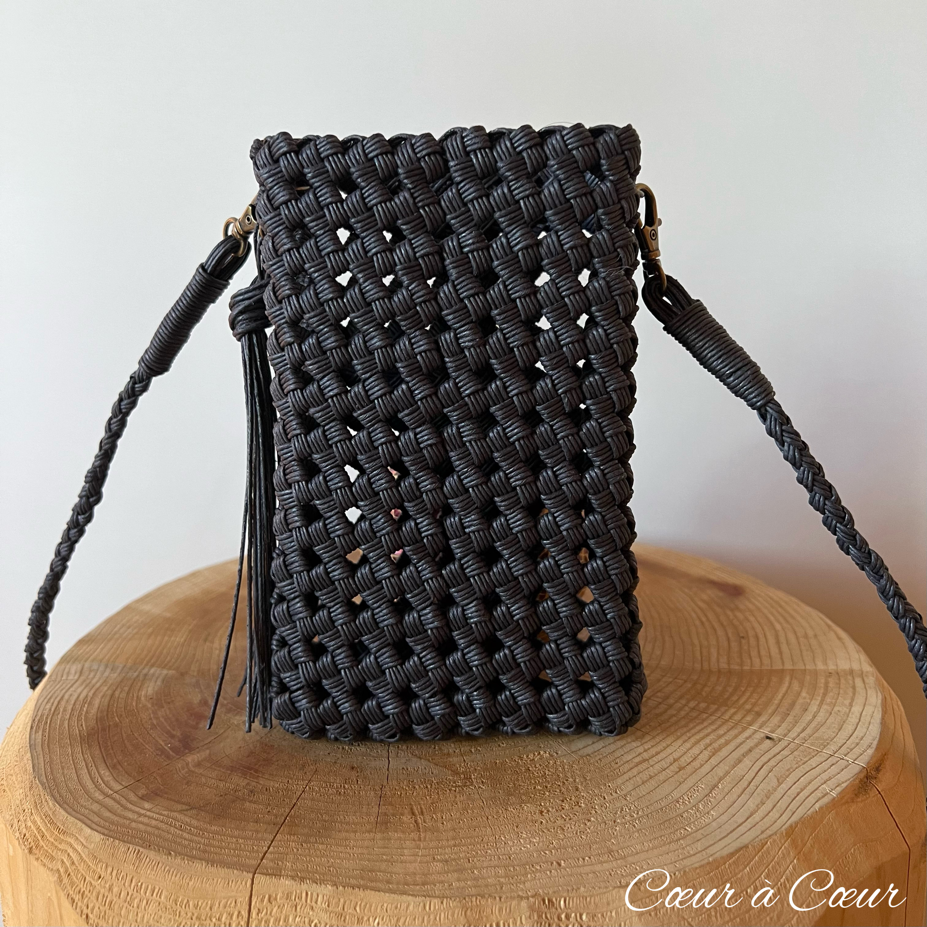 ★【IUGAMAKARAS】★Phone Holder Logo Bag スマホポー.チ★ ☆【IUGAMAKARAS】☆Phone Holder Logo Bag スマホポー.チ