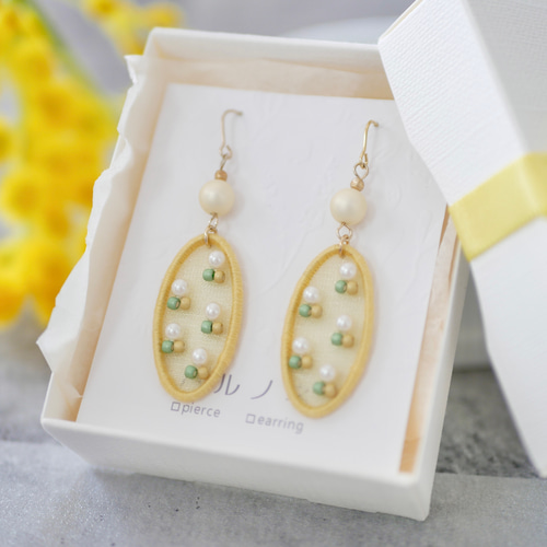 摘みたてフレッシュなミモザ♥️王冠ジュエルのアシンメトリーロング