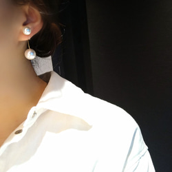 Big pearl earrings ビッグパールイヤリング  真珠樹脂ピアス樹脂イヤリング金属アレルギー揺れる大ぶり 9枚目の画像