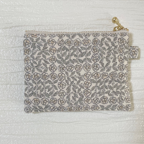 リバティプリントを使用した＊ポケットティッシュポーチ＊ ポーチ ここ  