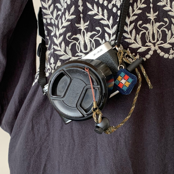 Kogin刺繡鏡頭蓋防丟帶彩色[相機鏡頭露營刺繡單眼] Colorfulnrun 第2張的照片