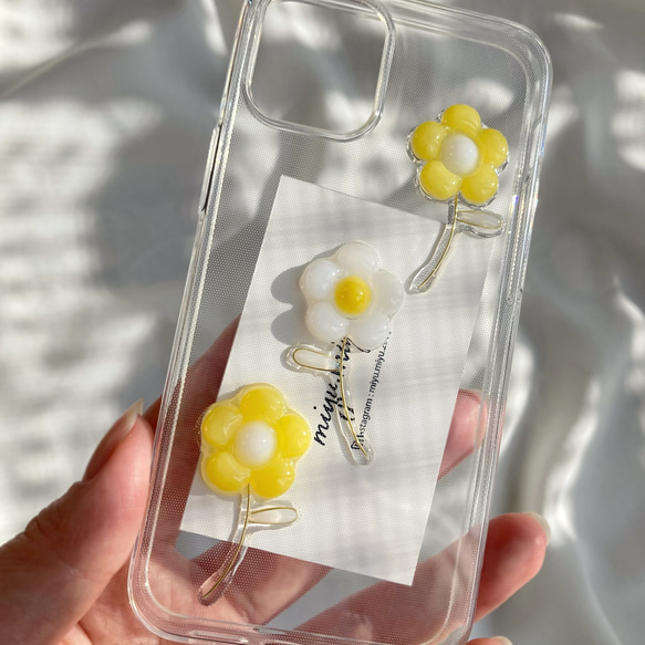 【 春 イエロー 】 ぷっくり お花 フラワー 透明 クリア 韓国 iPhoneケース　 5枚目の画像