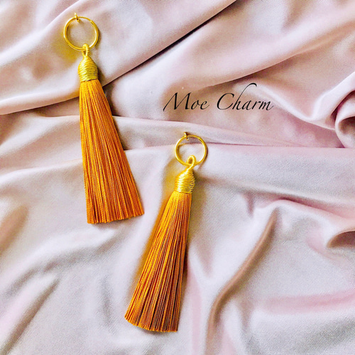 さらさらロングタッセル イヤリング／ピアス／フリンジ／3カラー