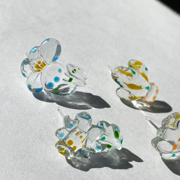 透明な花 | 垂墜耳環 Transparent drop earrings  | UV resin 第10張的照片