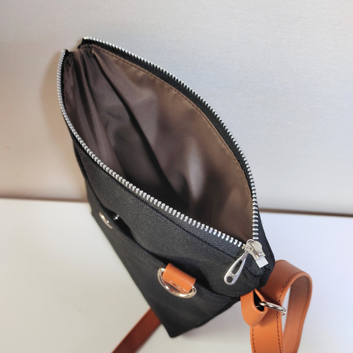 KABAG.fit お出かけの新定番 カバッグウィズ サコッシュバッグ