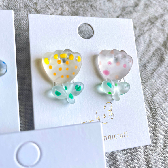 透明な花 | 貼耳耳環 Transparent earrings  | UV resin 第16張的照片