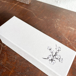 ーカミモノ研究所　fleur noireー 紙製マスキングテープケース　コットン 1枚目の画像