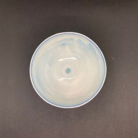 鉢・どんぶり　〜淡い色彩の青白釉〜 8枚目の画像