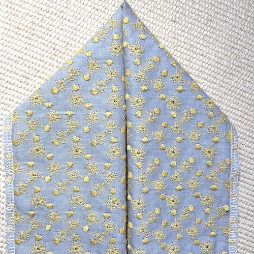 綿の刺繍半衿 ミモザ色の小花【あと5点】 和装小物（帯・半襟