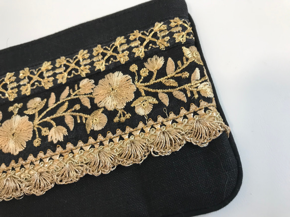 インド刺繍リボンのポーチ　通帳サイズ　マルチポーチ　 3枚目の画像
