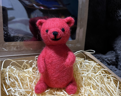 お座りくまさんの羊毛フェルトレッド 羊毛フェルト ekechin 通販