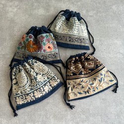 数量限定】インド刺繍・デニム/巾着ポーチ〈選べる4デザイン