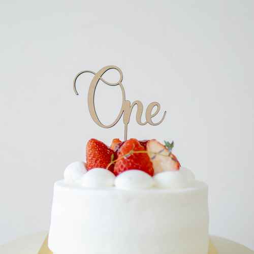 ケーキ トッパー Amazon.co.jp: 木製 ケーキ トッパー One 1歳 bcbasics 誕生日