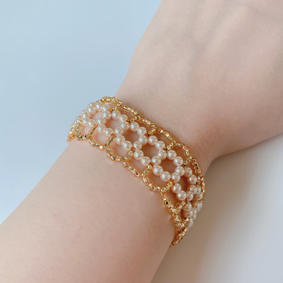 ビーズブレスレット】※受注製作※ 柔らかなクリームパールと