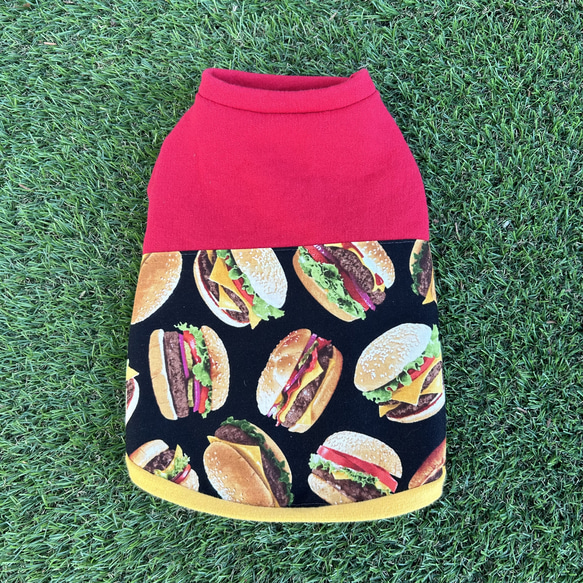 ⭐︎犬服⭐︎handmade 犬服 タンクトップ ハンバーガー柄 赤×黄 size:S 小型犬用 ペット服